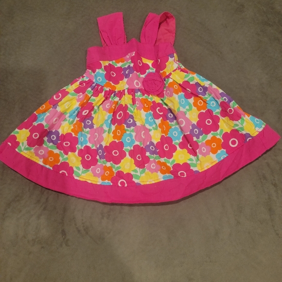 12 Month Girl Dress Bundle Spring/Summer - Picture 10 of 13